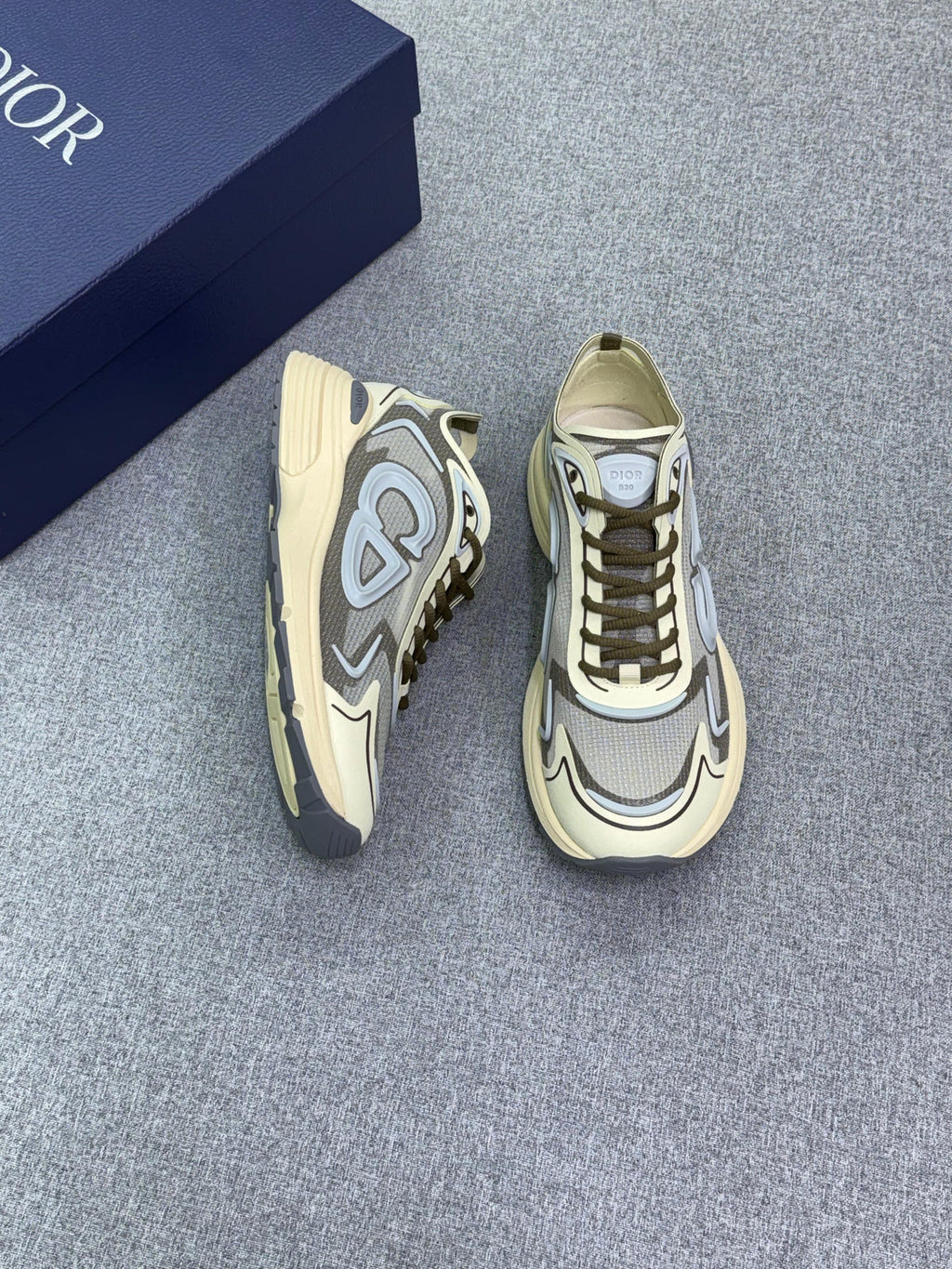 Dior B30 Countdown