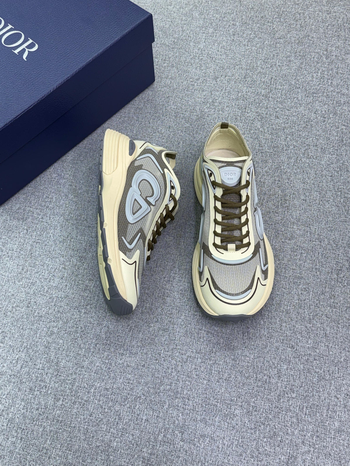 Dior B30 Countdown