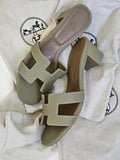 Hermes oran sandals