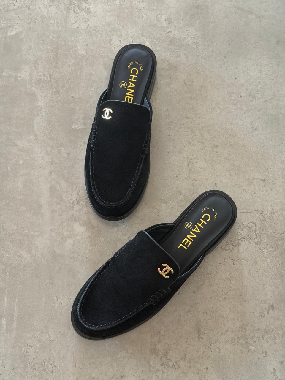 Chanel Mules in Black Calfskin
