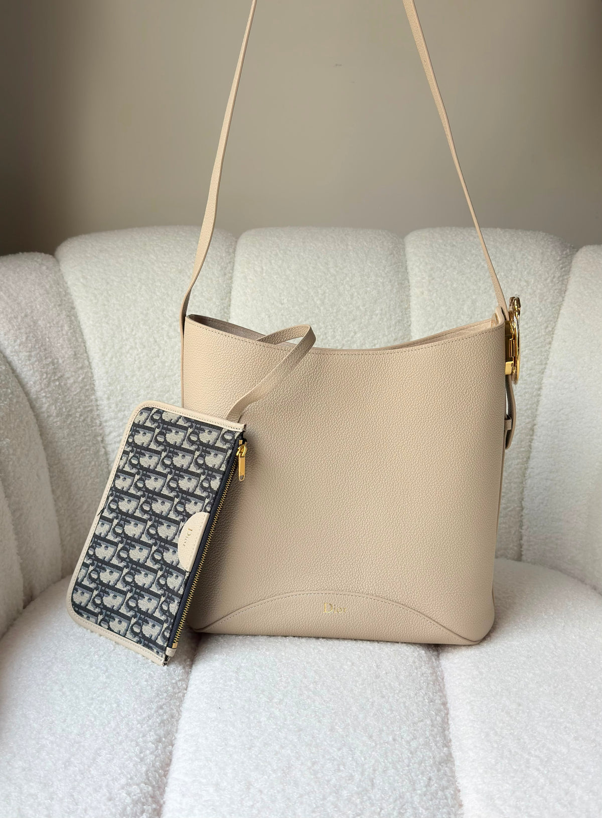 Dior Medaillon Bucket Bag (27 Cm)