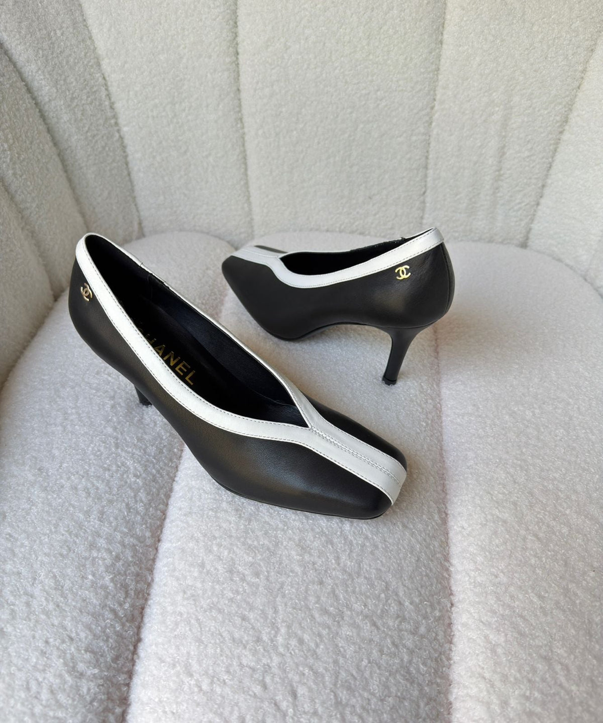 chanel PUMPS Lambskin