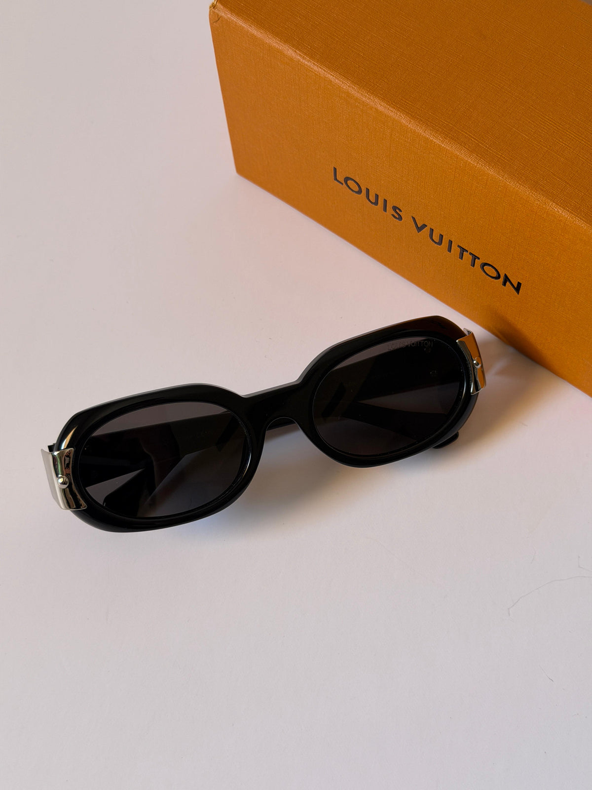 Louis Vuitton LV Line Cat Eye Sunglasses