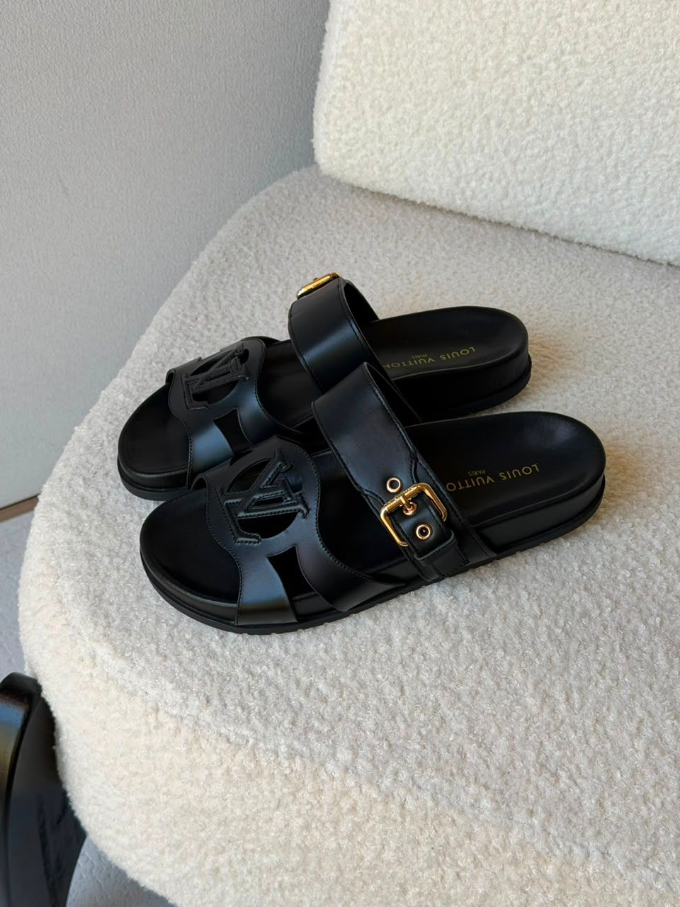 LV Isola Comfort Sandal