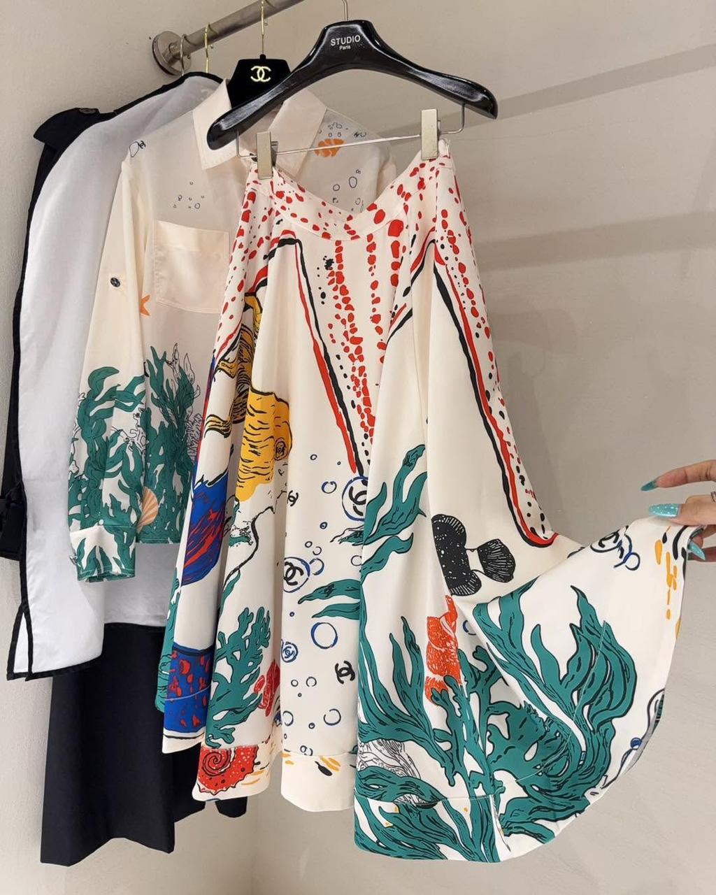Chanel Shirt Silk Ecru and Green set