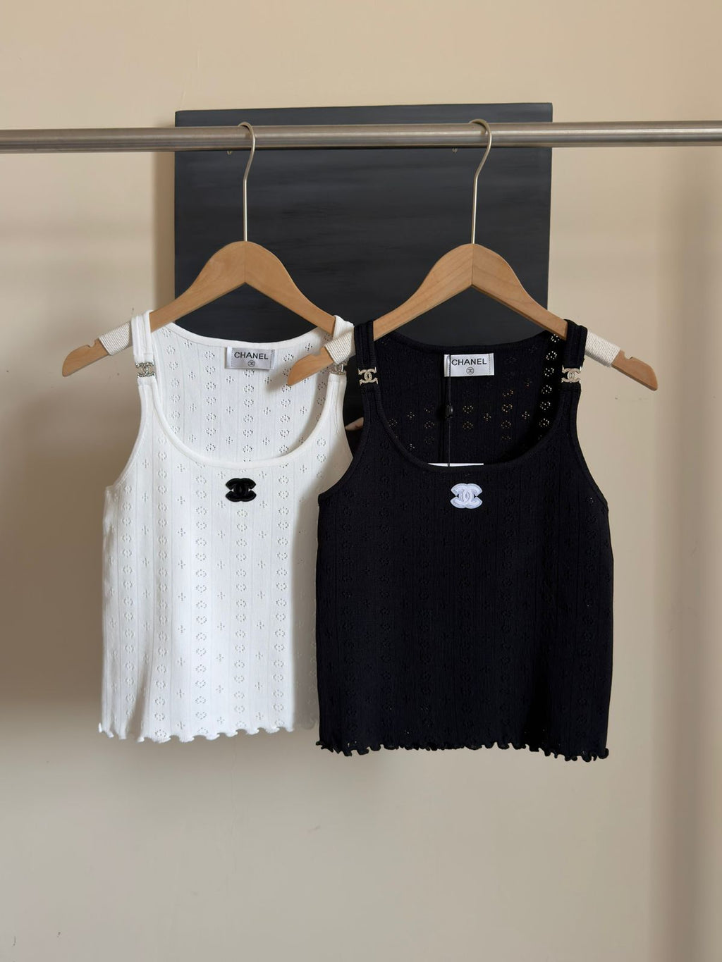 Chanel Sleeveless Tops black