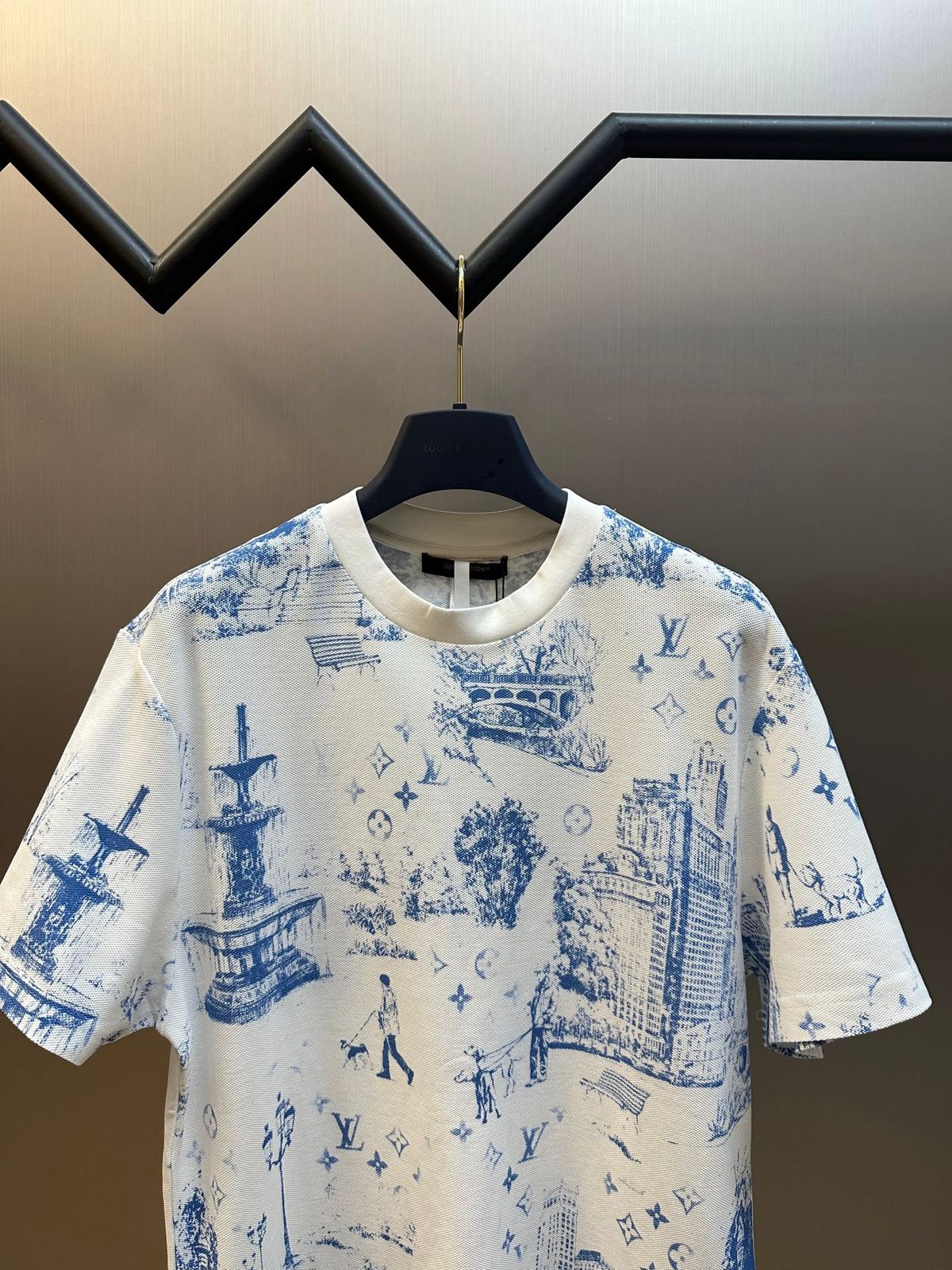 Louis VT Luxury Men's T-shirt