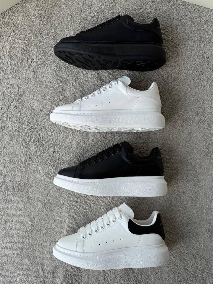 Alexander McQueen Oversized sneakers