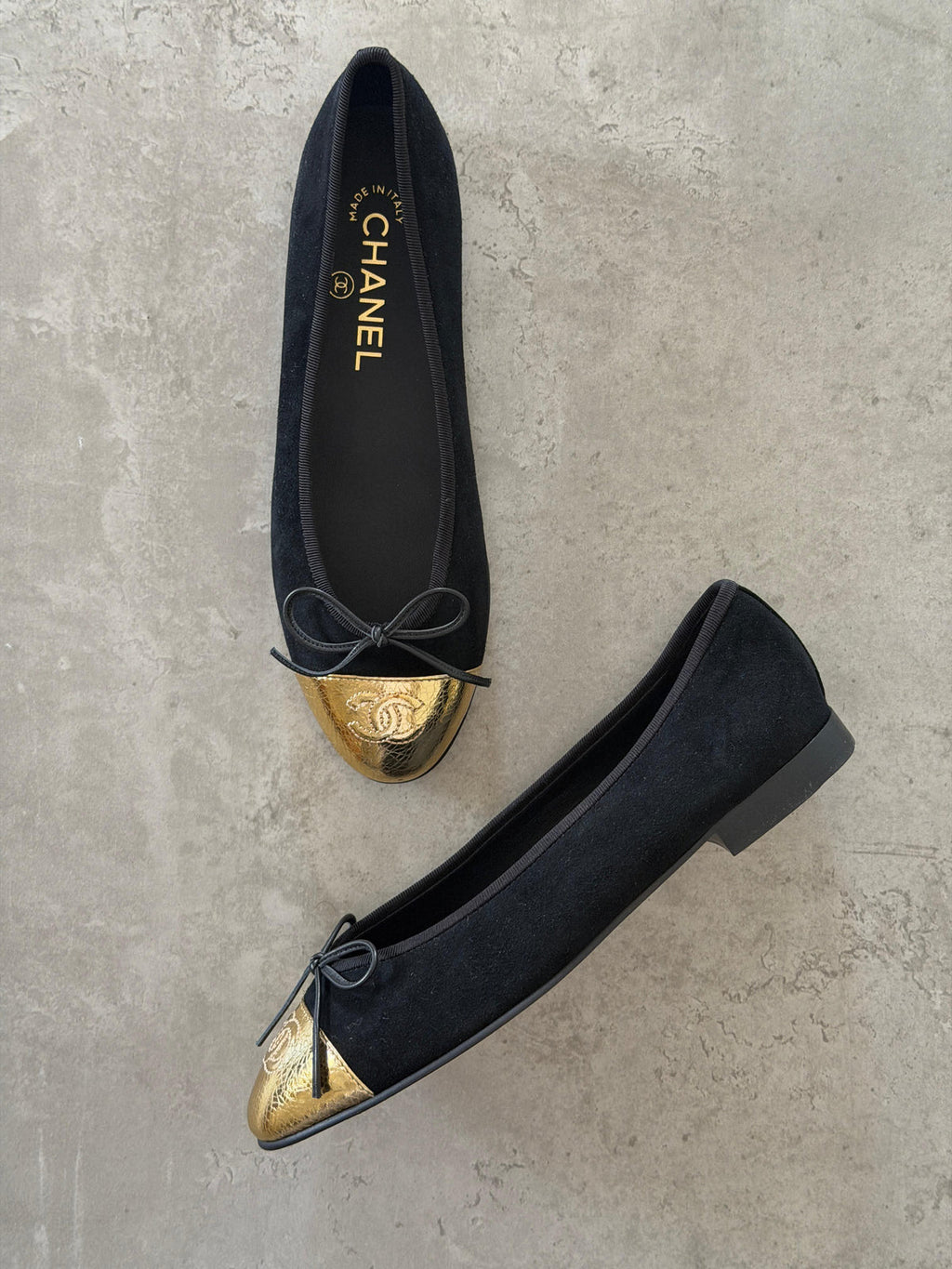 Chanel Black/Gold Leather CC Cap Toe Bow Ballet