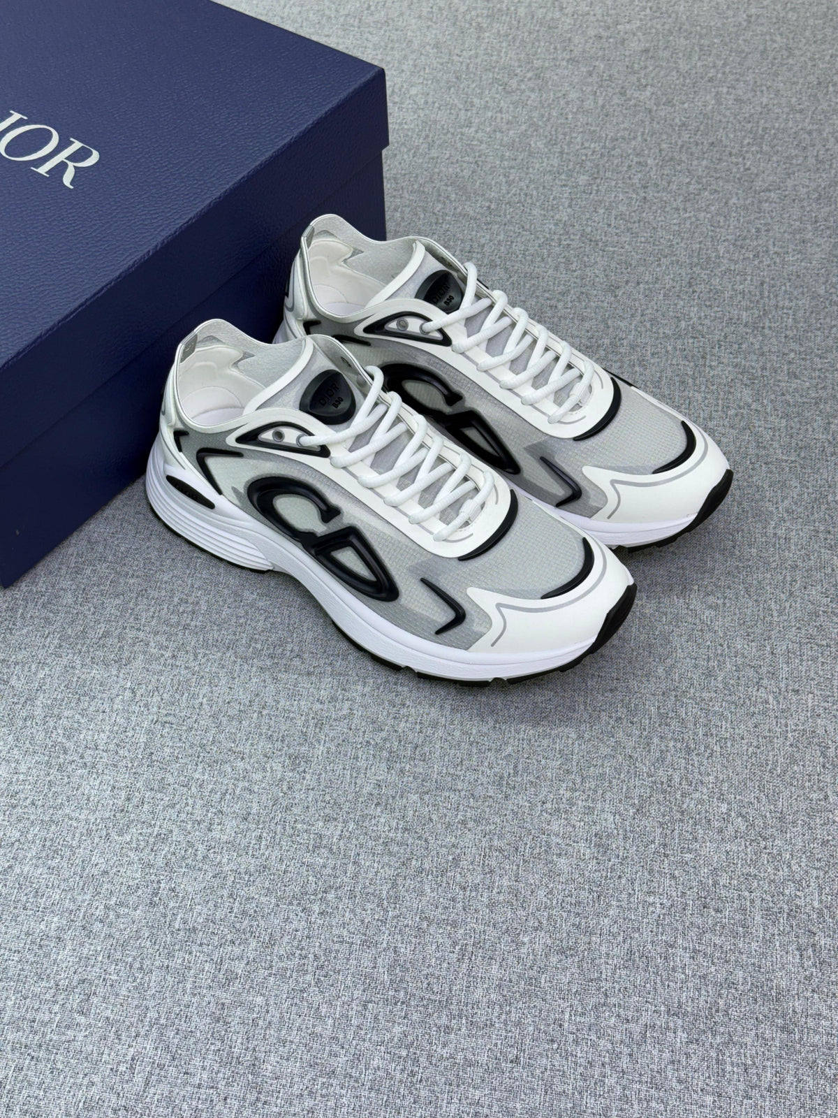 Dior B30 Countdown