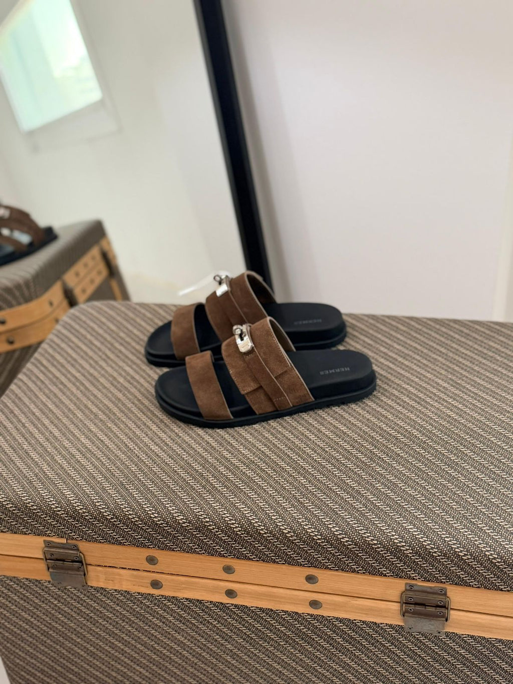 herems Jackson sandal