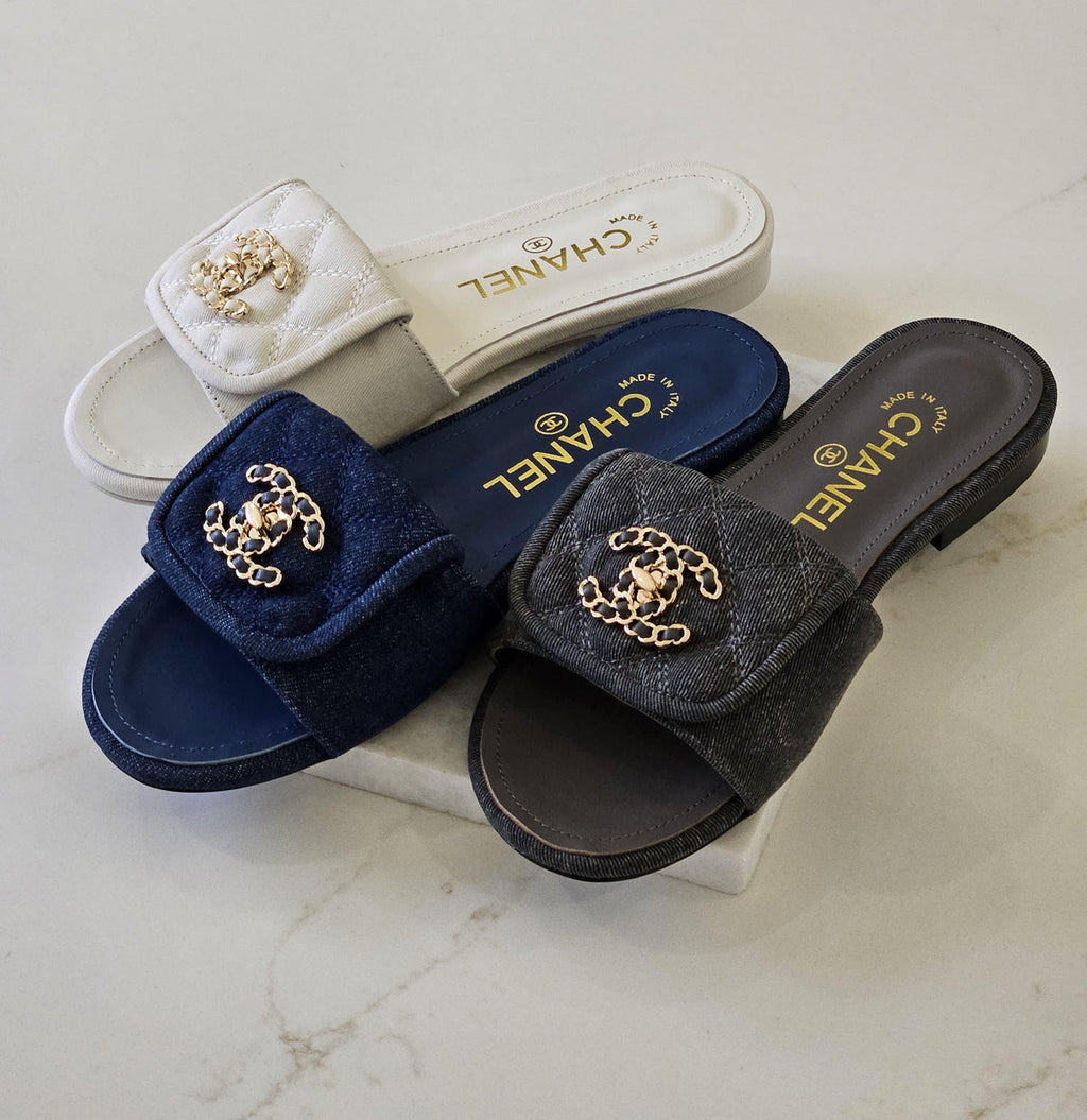 Chanel Lambskin Quilted Turnlock Flat
