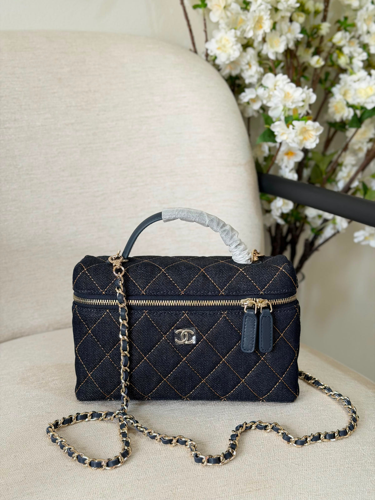 Chanel Caviar Quilted Trendy Handle Slim Vanity