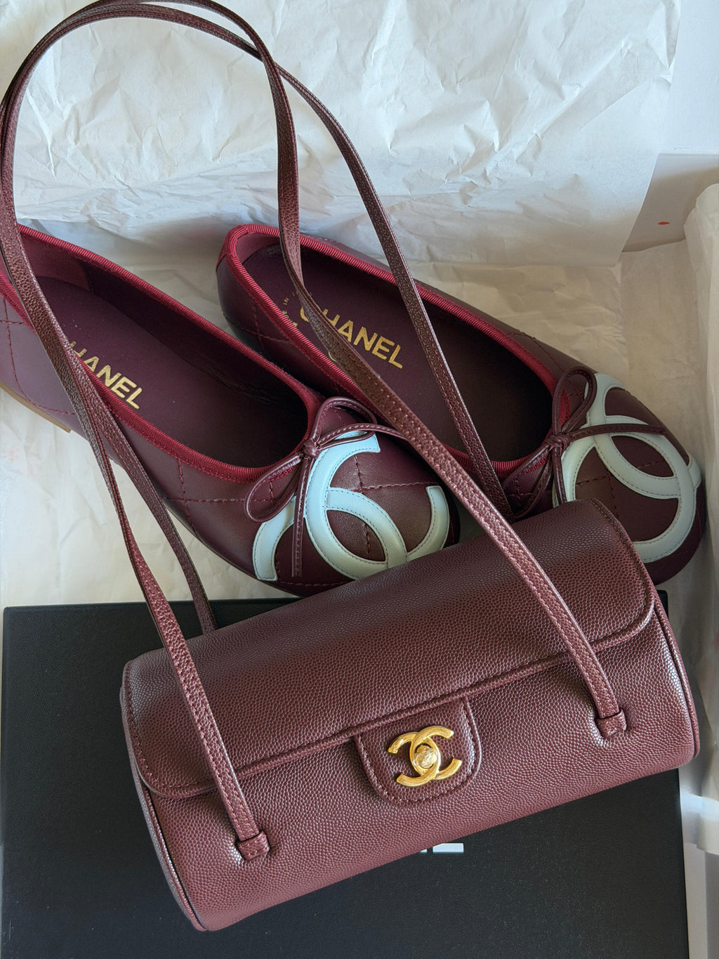 Chanel preppy Coco Small 
Bag caviar leather with gold hardware