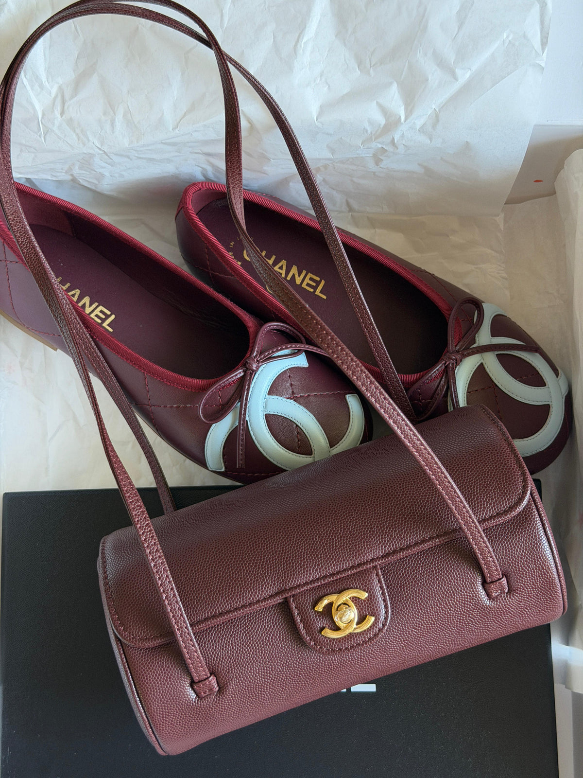 Chanel preppy Coco Small 
Bag caviar leather with gold hardware