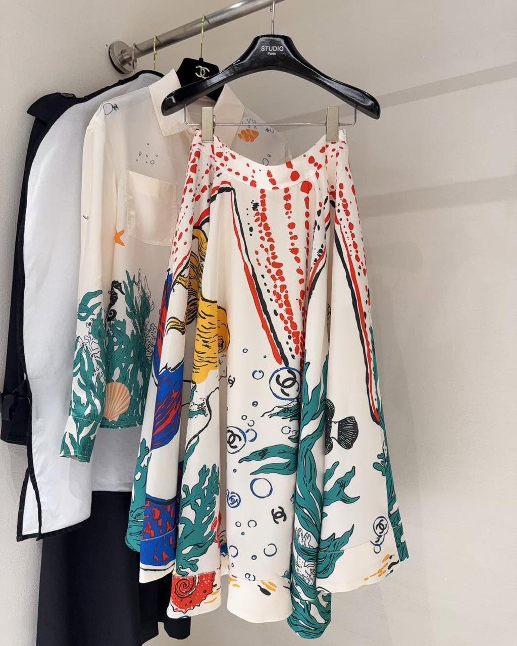 Chanel Shirt Silk Ecru and Green set