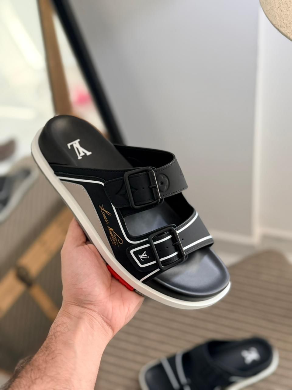 Louis Vuitton LV Slippers