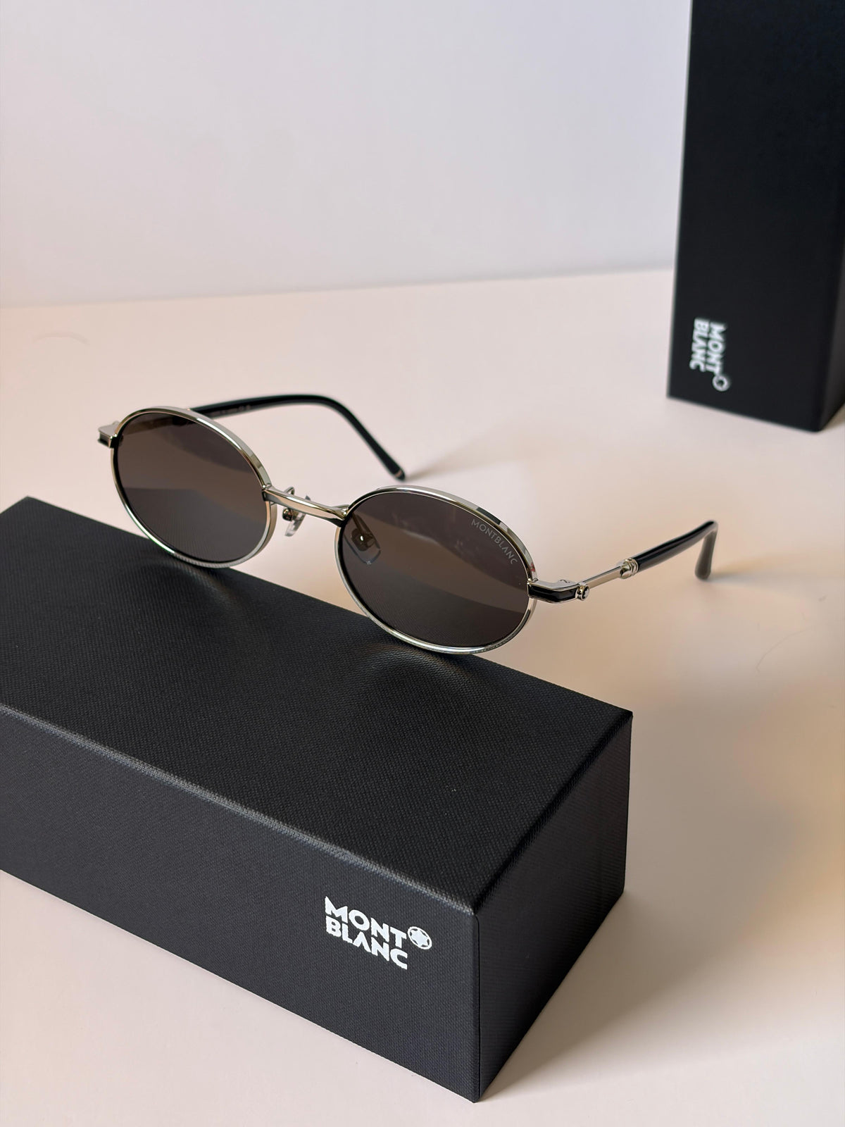 Montblanc raised-bridge round-frame sunglasses