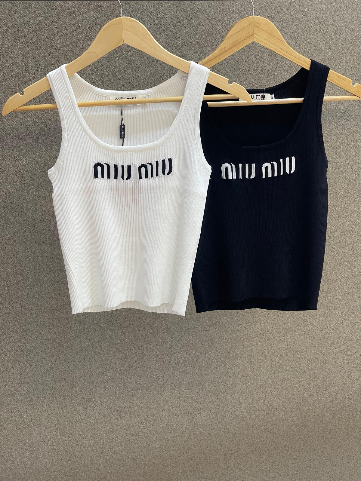 Miu Miu logo-knit Ribbed Tank Top black