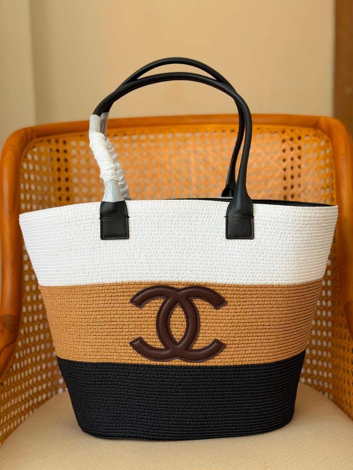 Chanel Coco Beach 2026 Maxi Shopping Bag