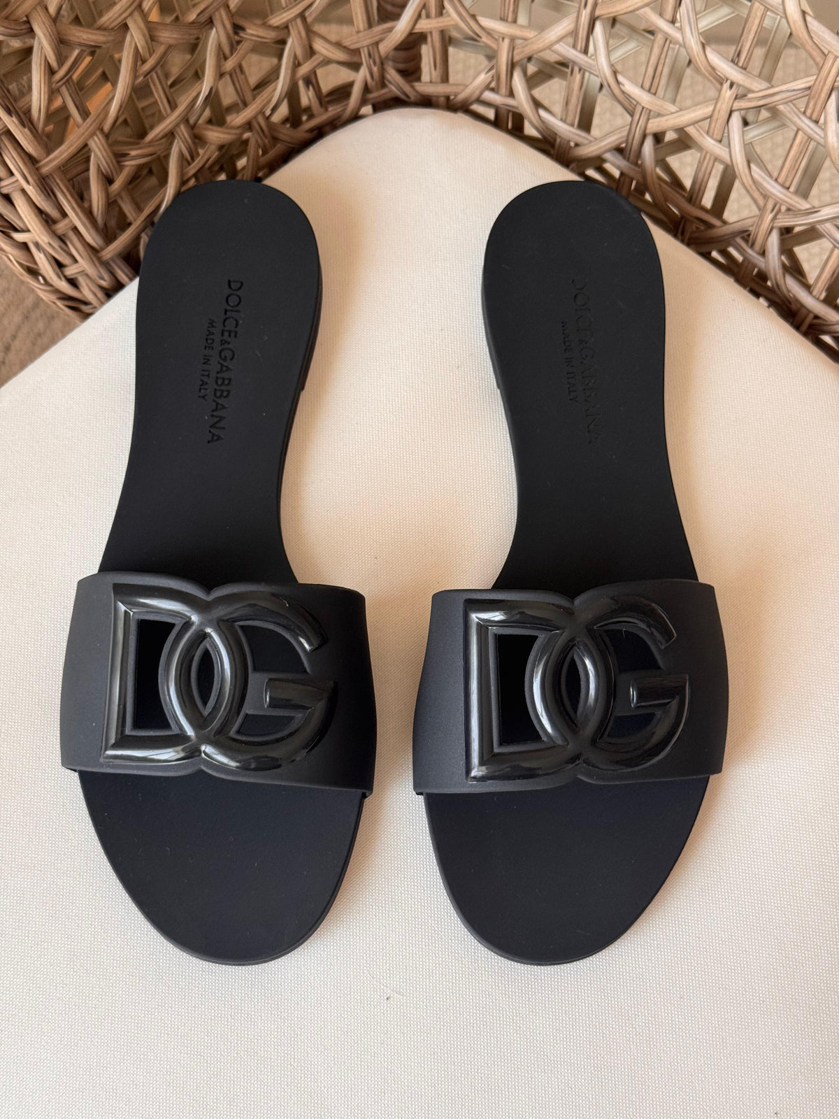Dolce&Gabbana DG rubber slides