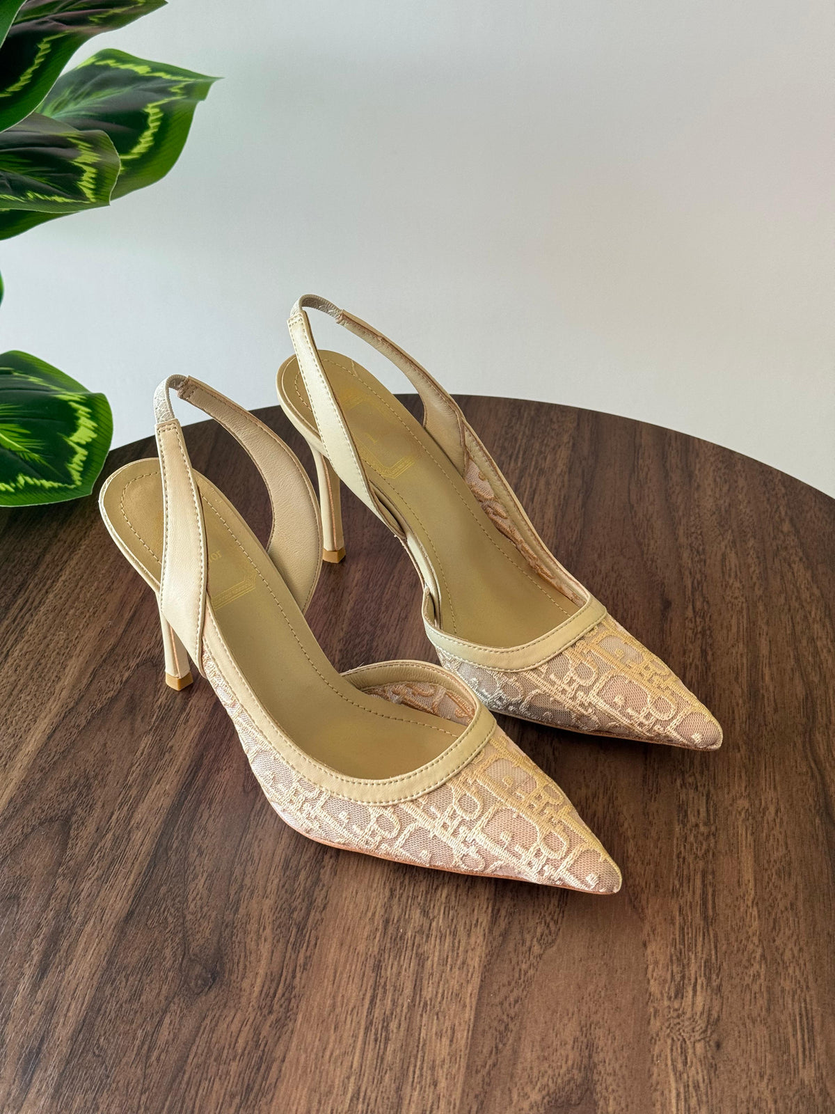 J'Adior Slingback Pump