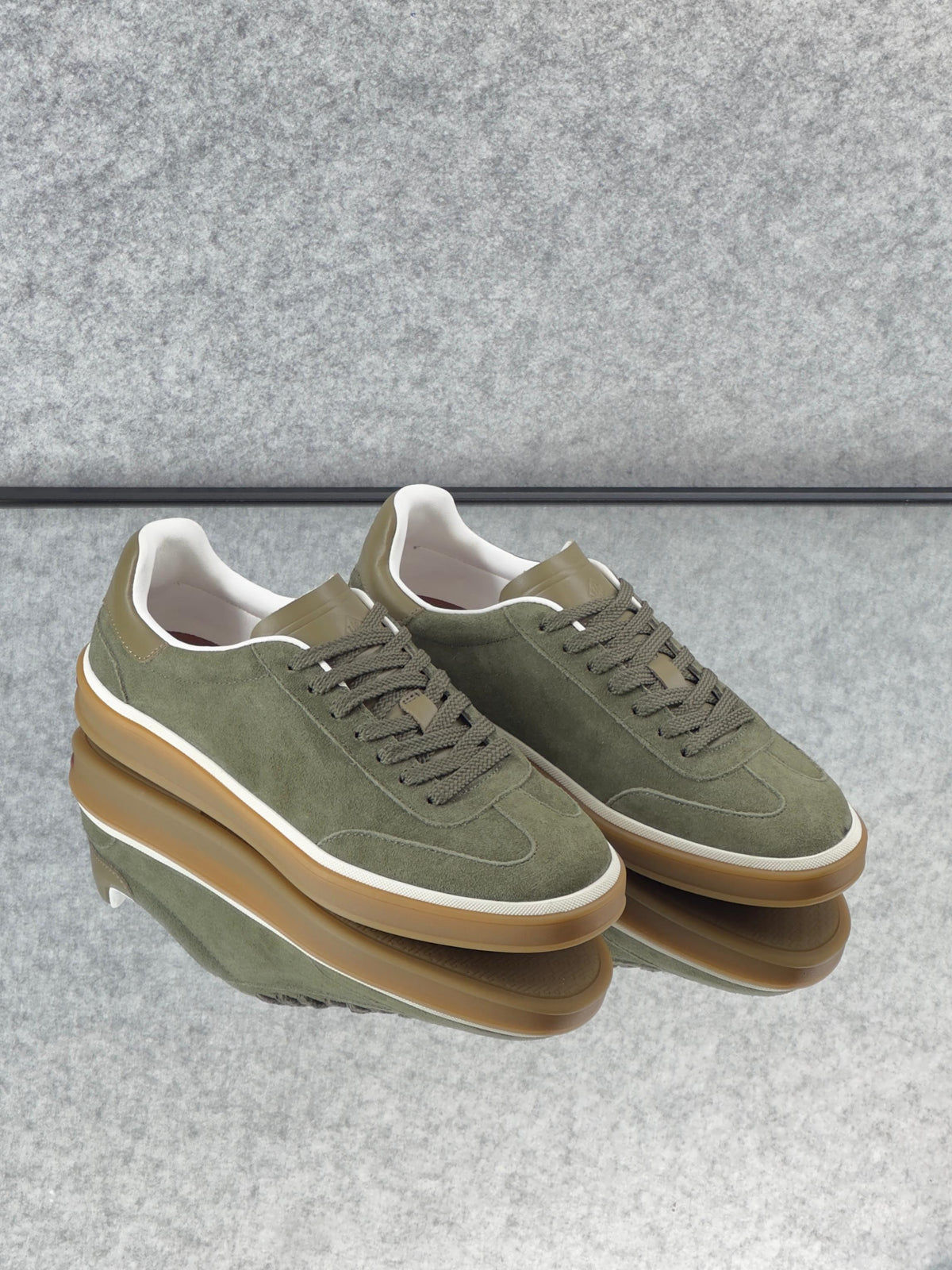 Loro Piana tennis walk