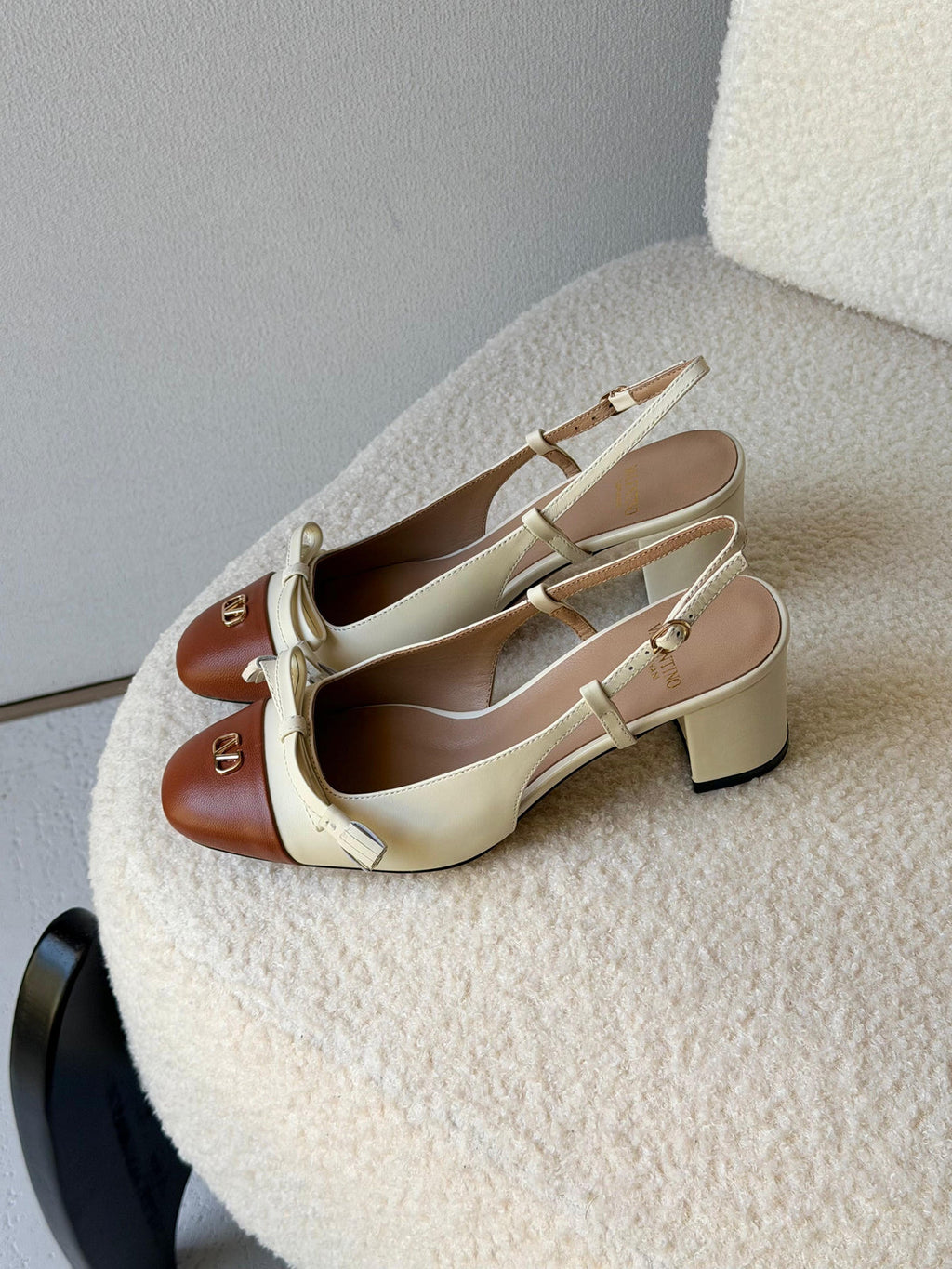 Valentino Garavani Valet Du Roi ballerinas