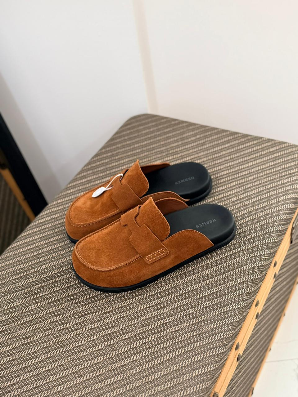 Hermes Mules Go
