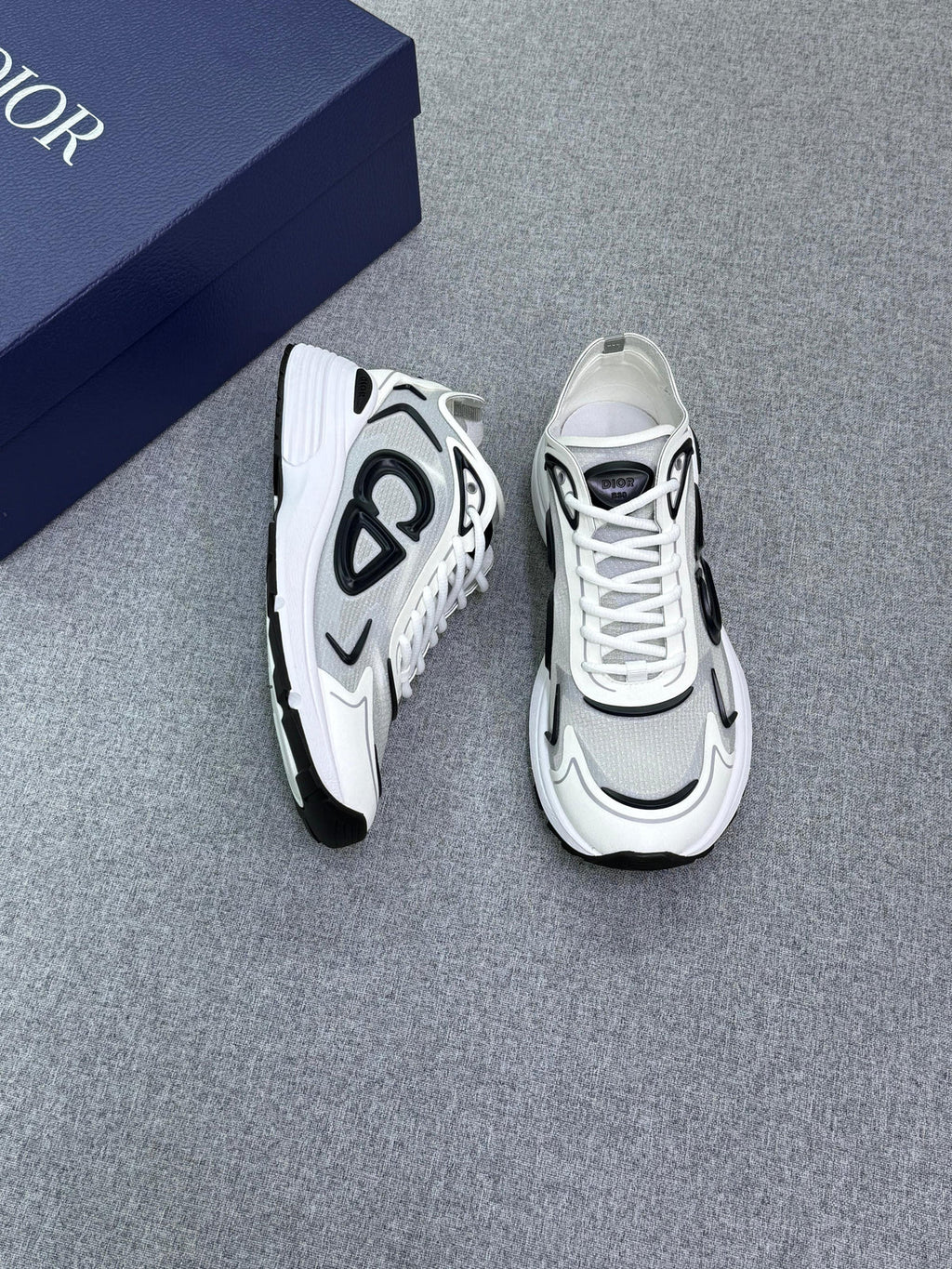 Dior B30 Countdown