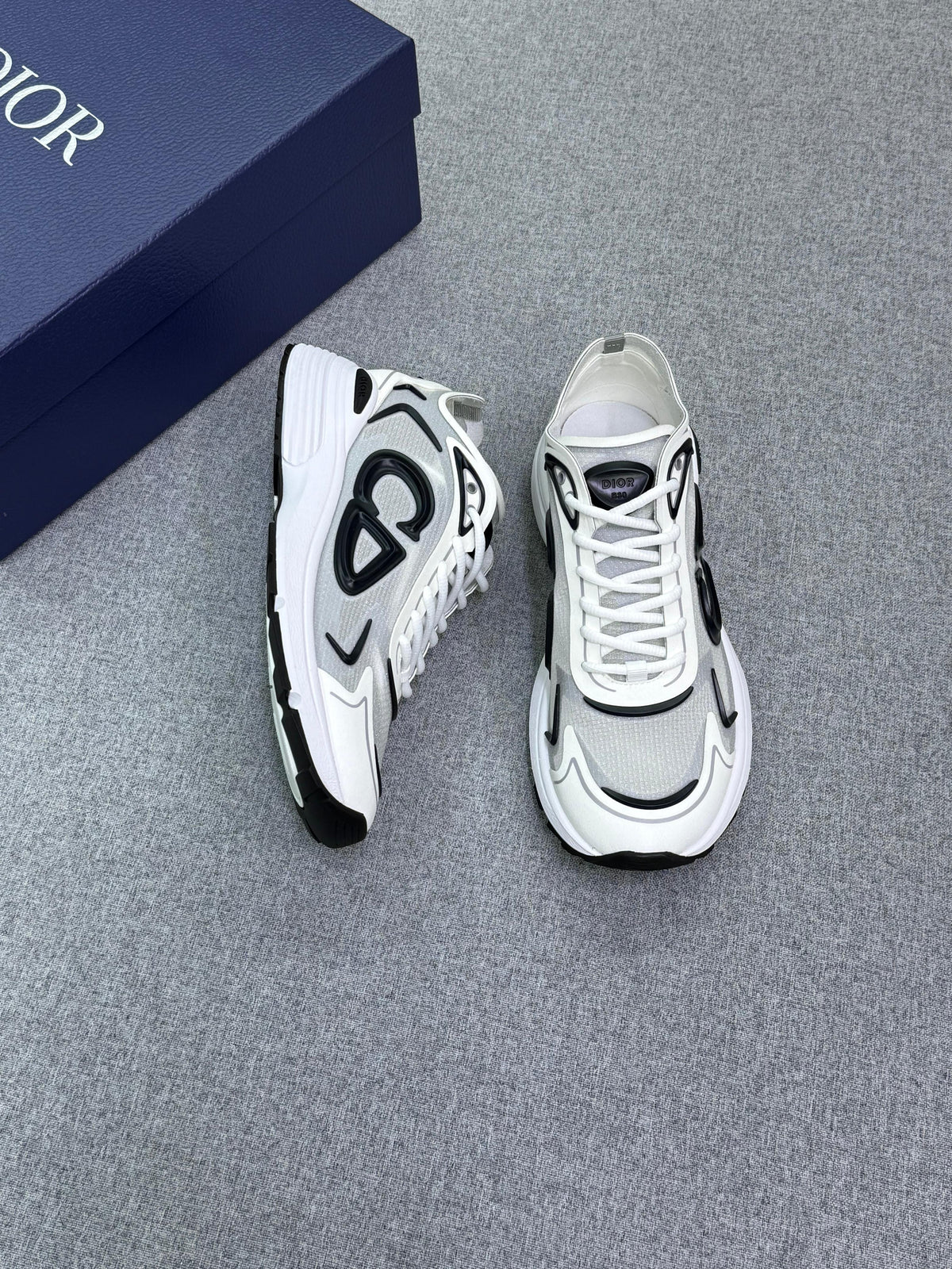Dior B30 Countdown