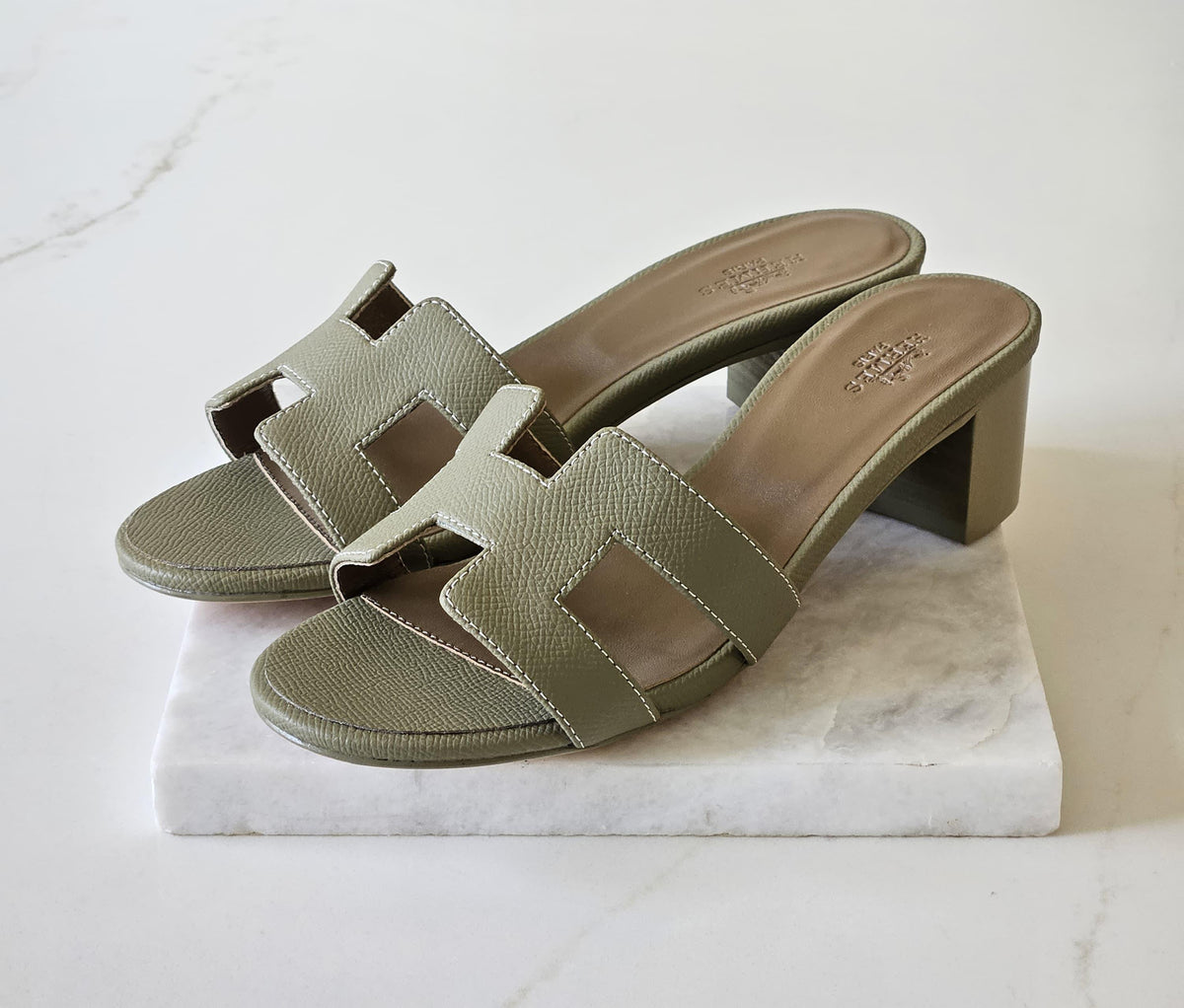 Hermes oran sandals