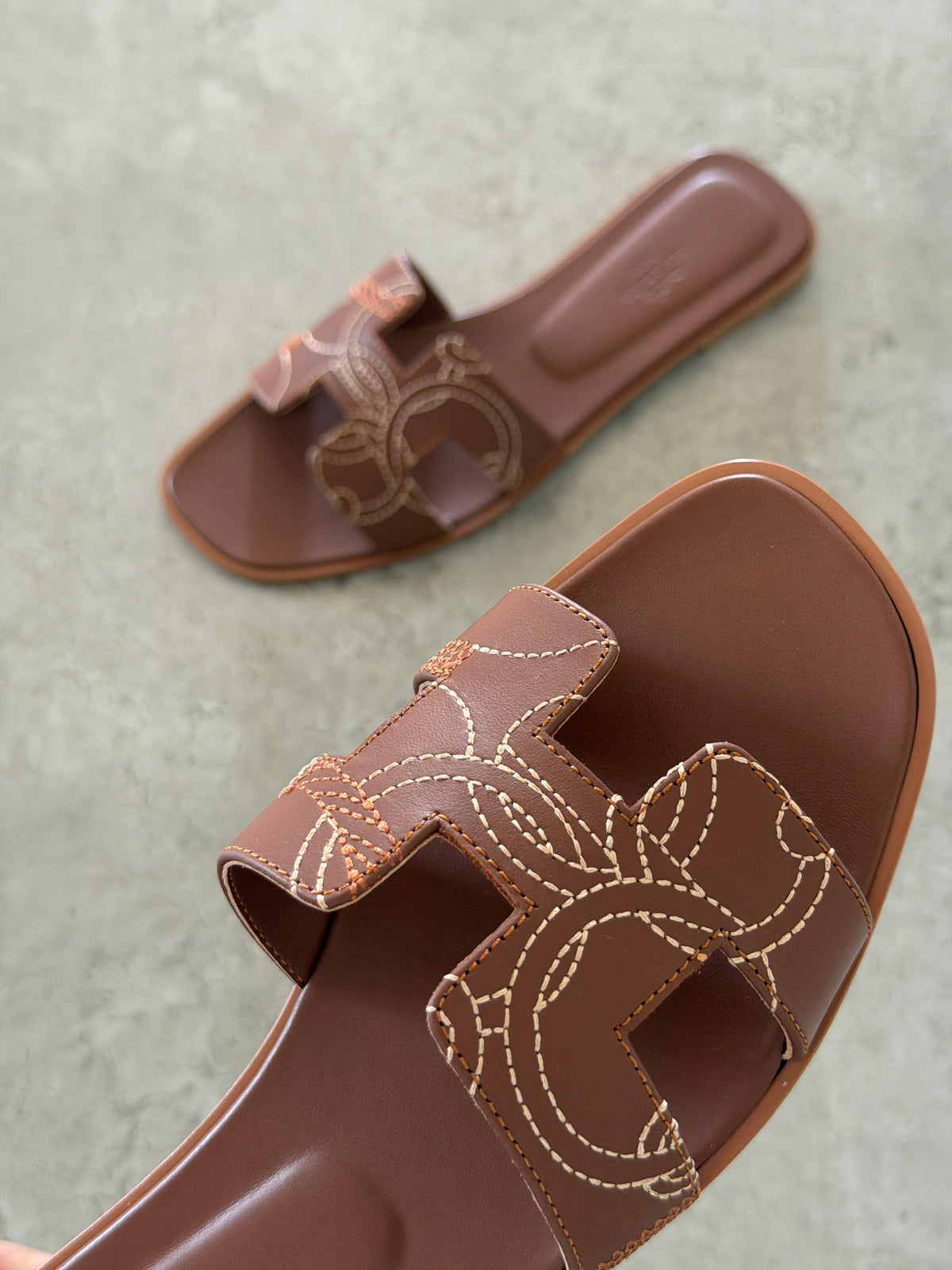 Hermes oran sandal