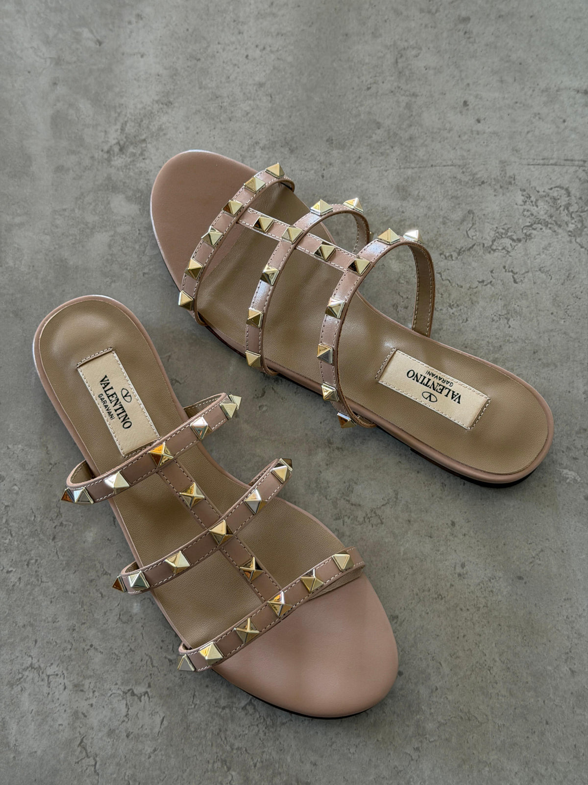 Valentino Garavani Rockstud flat sandals