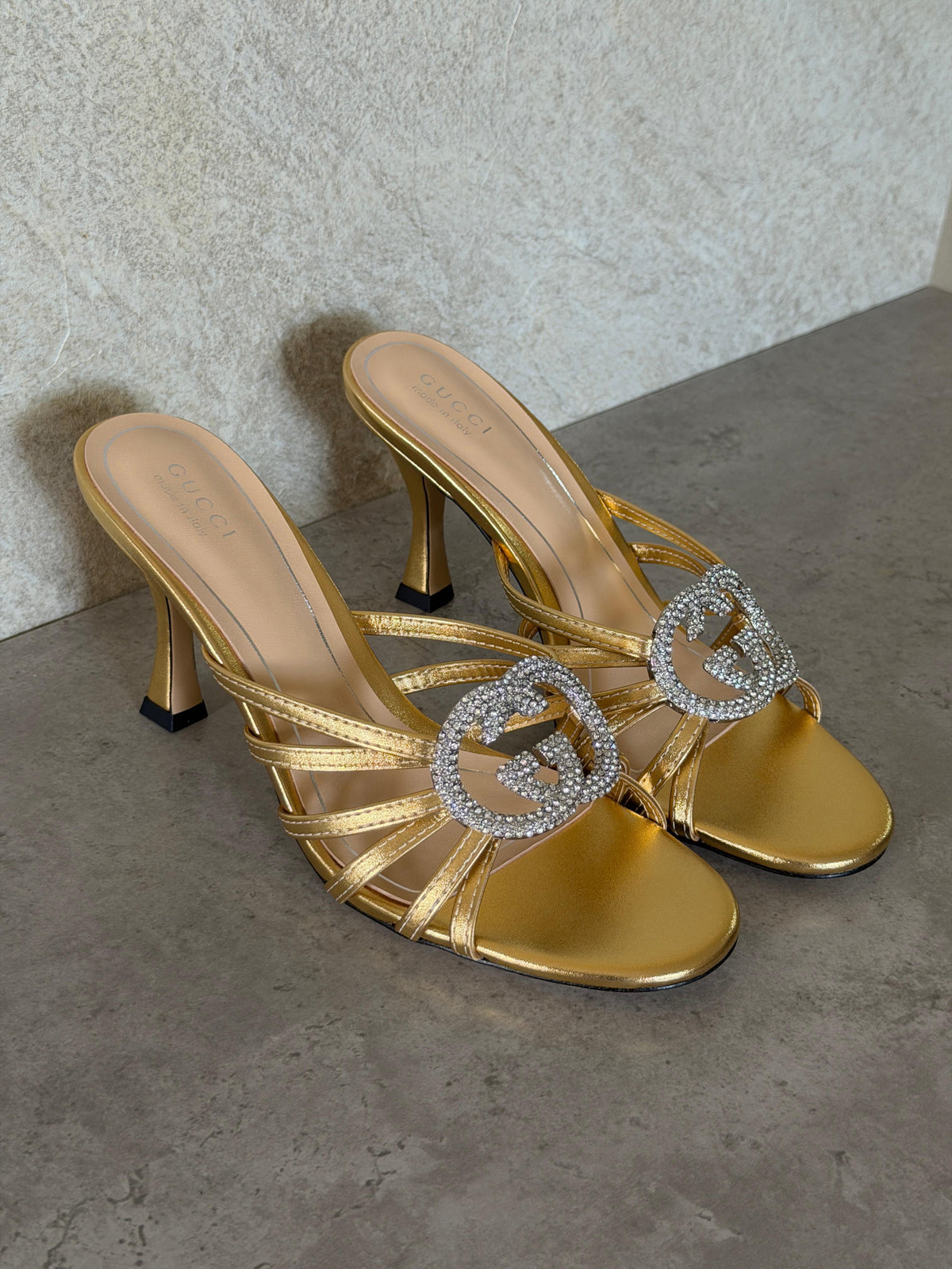 Gucci crystal Interlocking