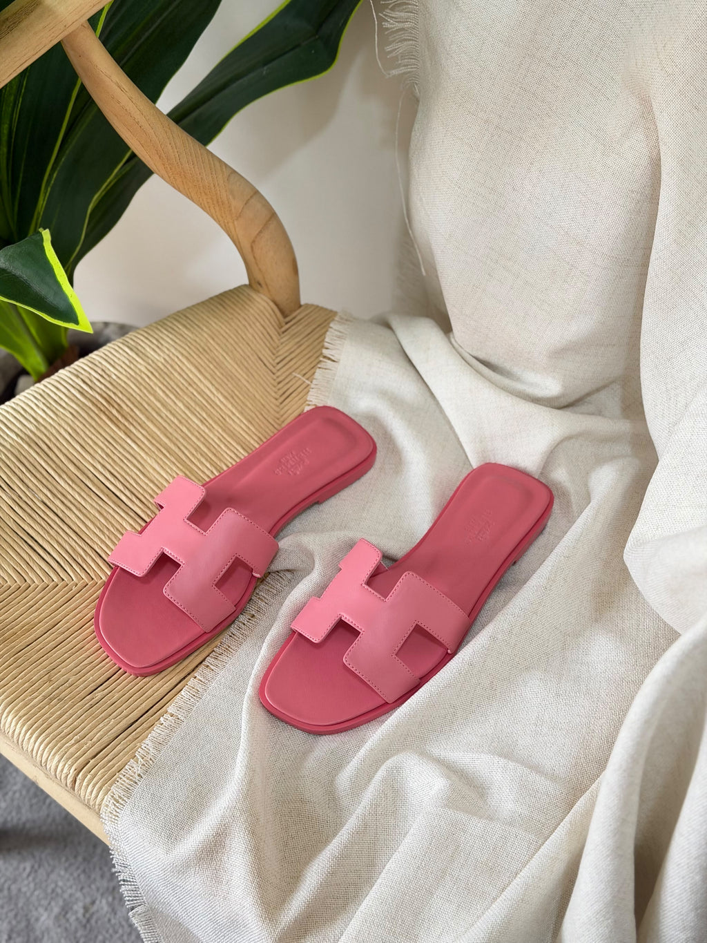 Hermès Oran Flat Sandals